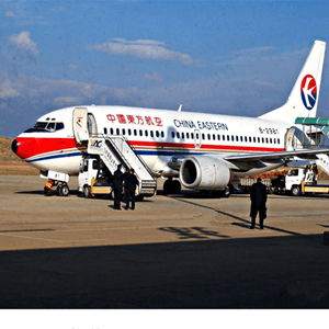 乌鲁木齐机场空运航空快运业稳步发展的原因是什么？